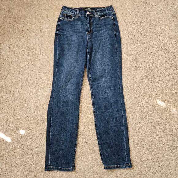 Judy Blue Denim - Judy Blue Dark Wash High Rise Cool Denim Boyfriend Jean 5/27